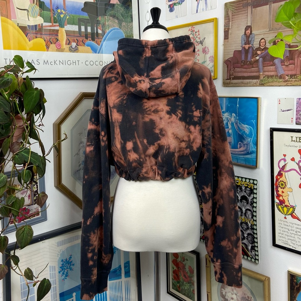 North Face Tie Dye Cropped Sweatshirt Hoodie - Picture 7 of 7